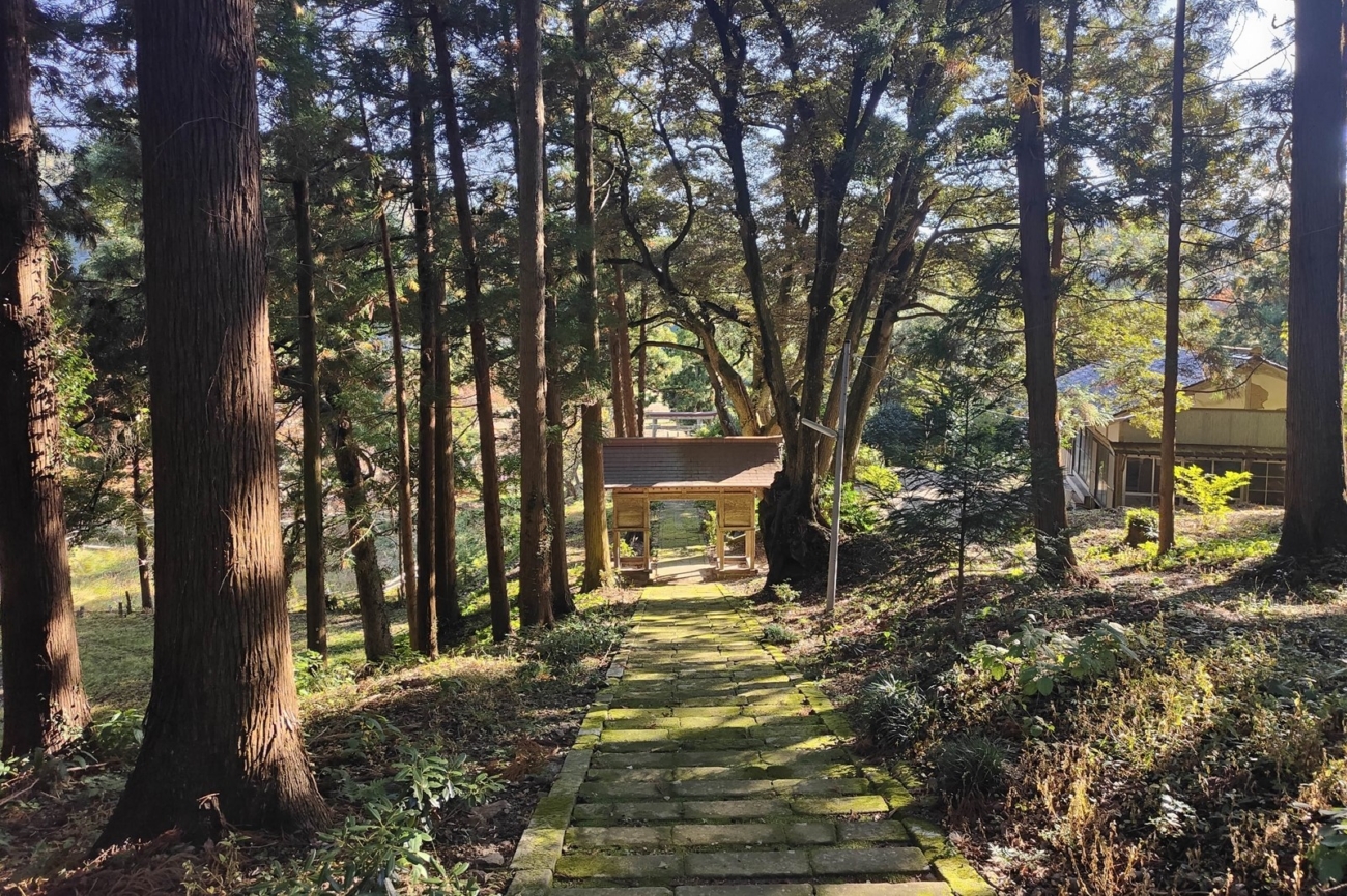 ぶらり隠岐の島。都万エリアに佇む天健金草神社を訪ねてみた