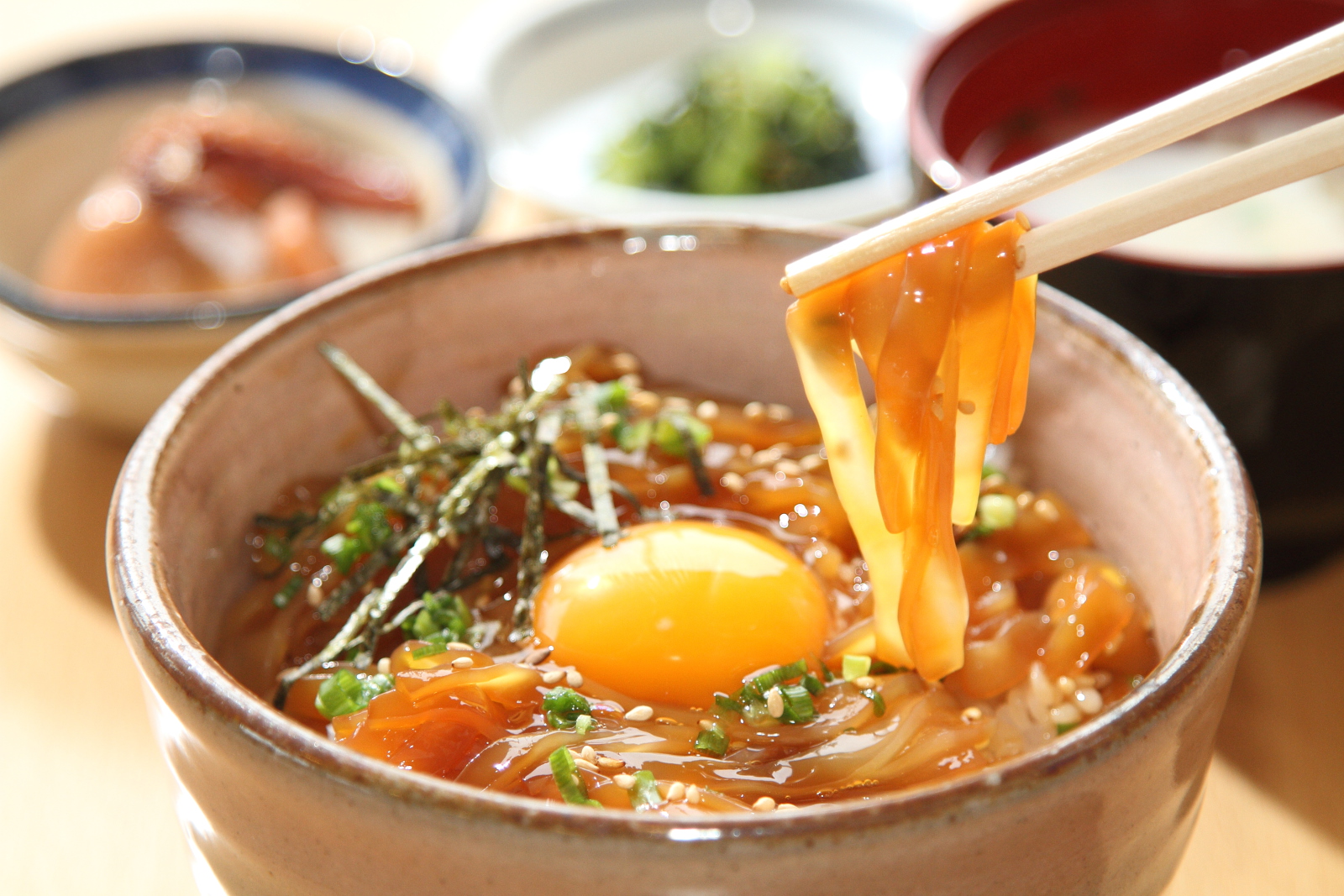 Kanshimame-zuke Don: Soy-marinated winter squid sashimi rice bowl