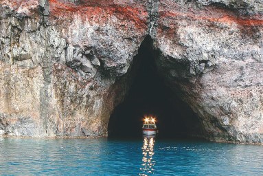 Sightseeing Boat