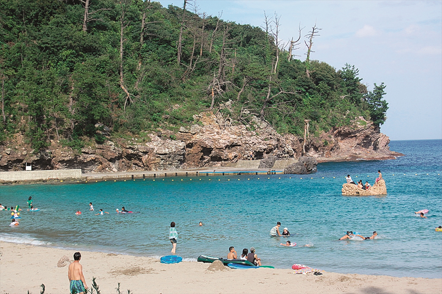 Tatsugi Campground, where mountains and sea come together