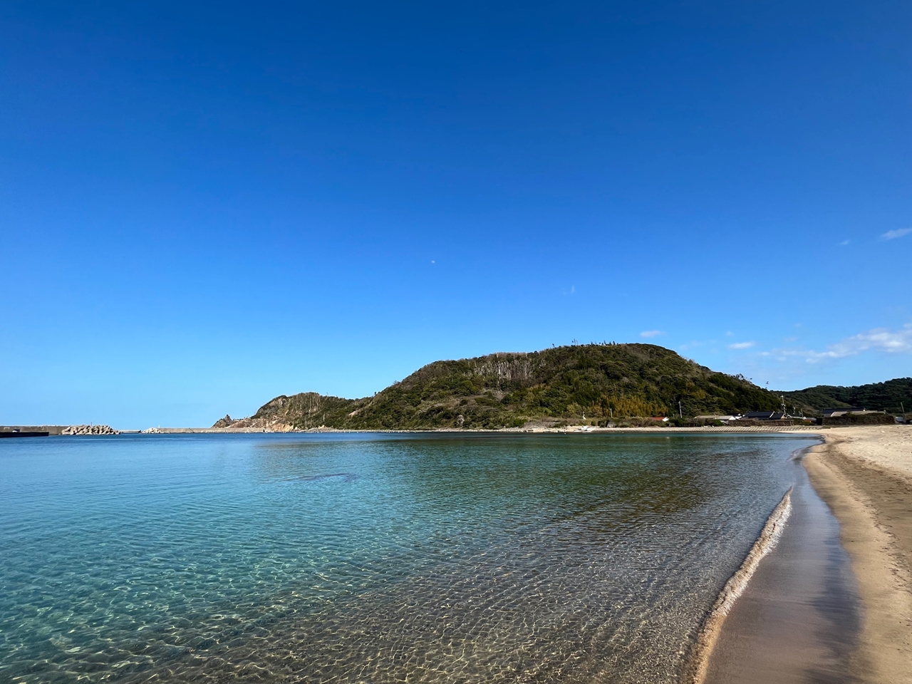 Nakamura Campground, boasting blue sea and a white sandy beach