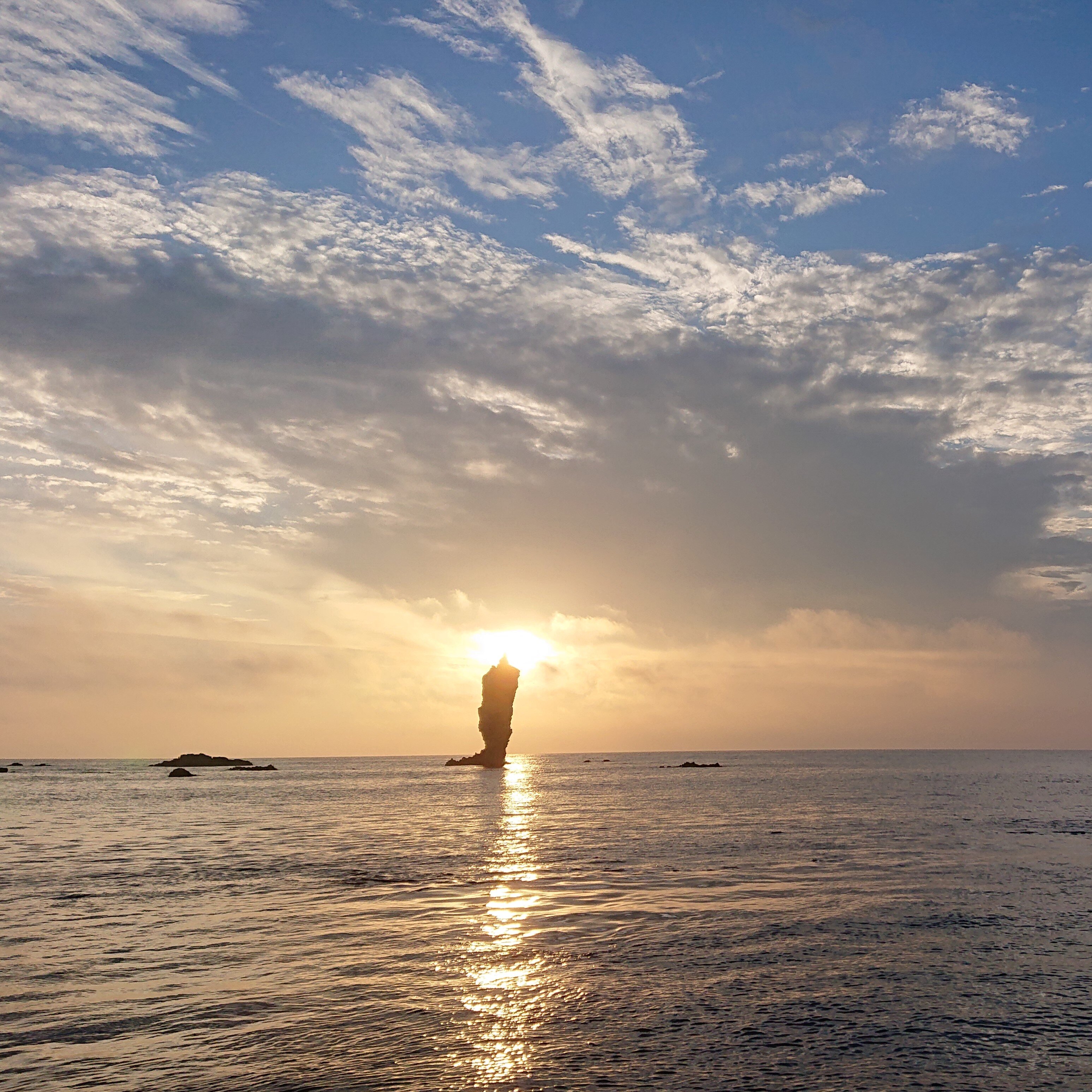 Rōsoku-jima (Candle Island), Okinoshima Town