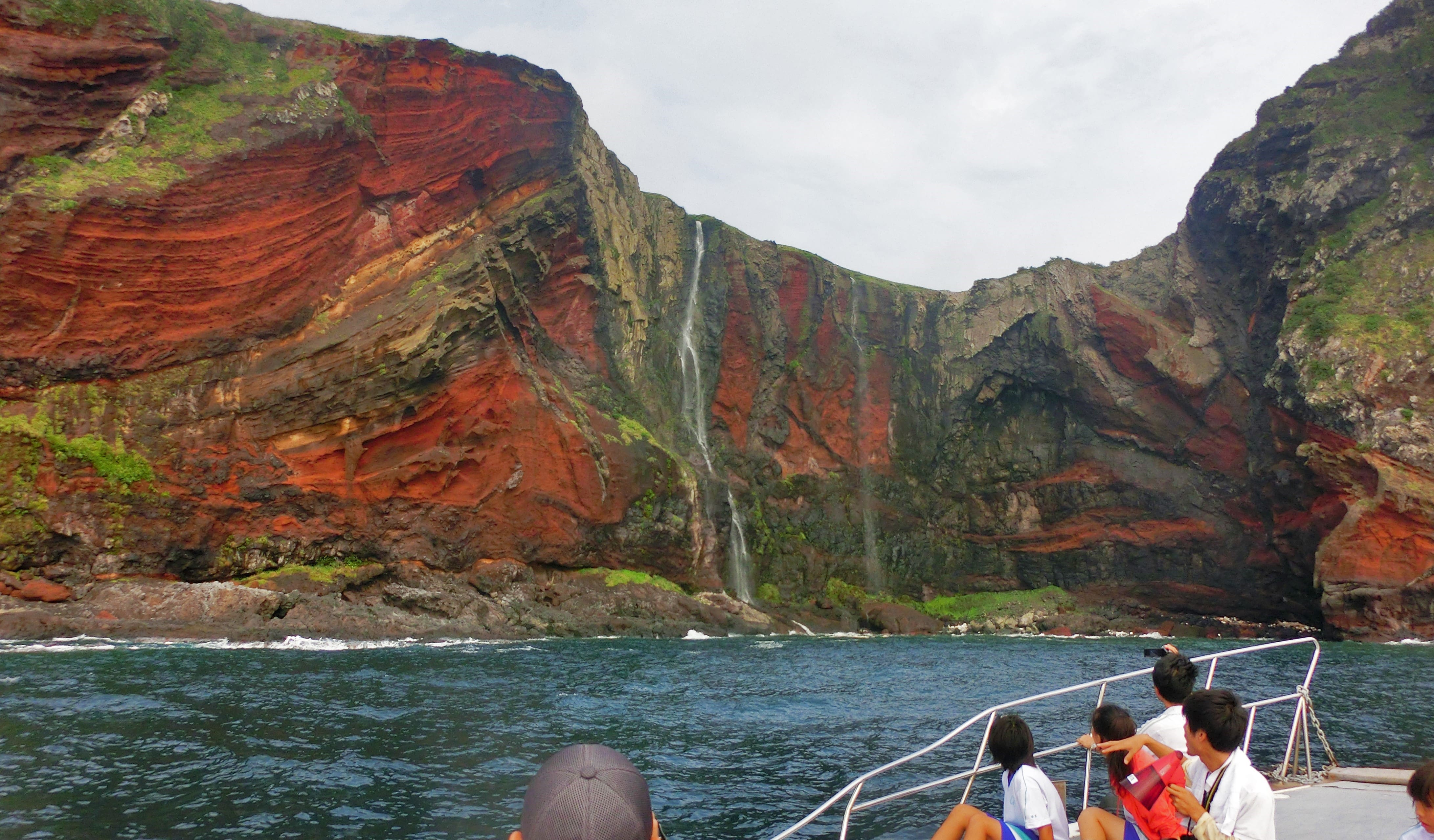 Sekiheki (Red Cliff) Sightseeing Boat, Chibu Village 