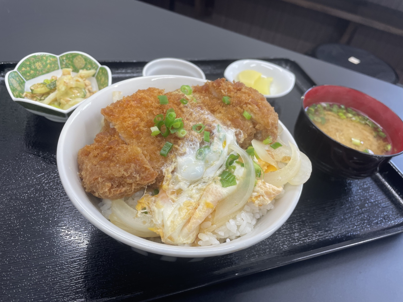 米三郎カツ丼